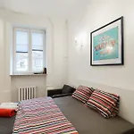 Koscielna Apartment Old Town